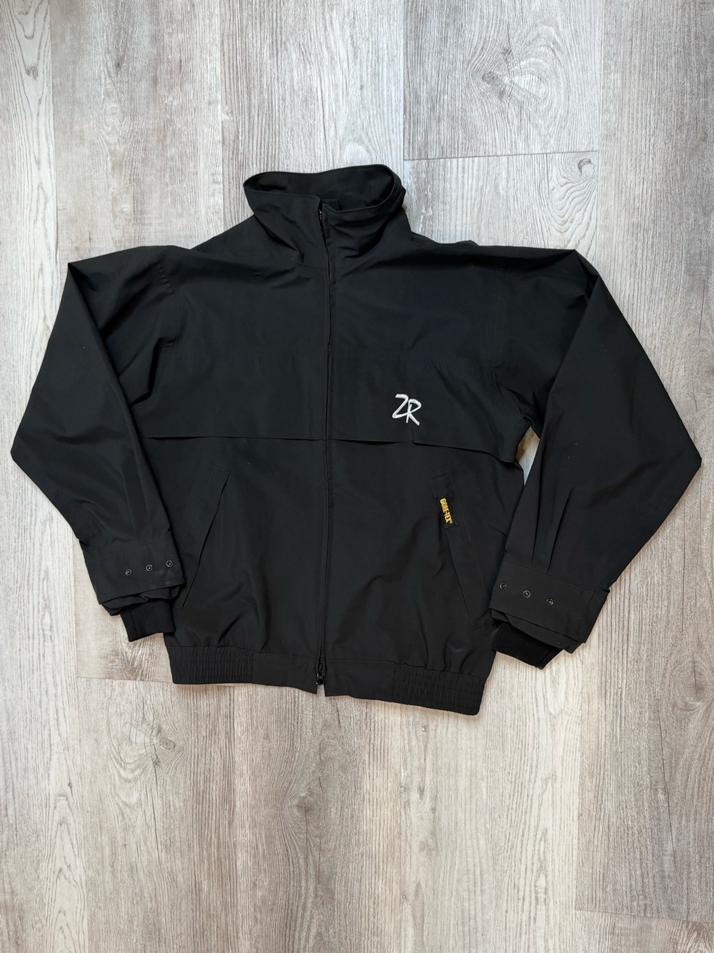 Vintage Zero Restriction Women's Black Gore-Tex Golf Rain Jacket Size Small